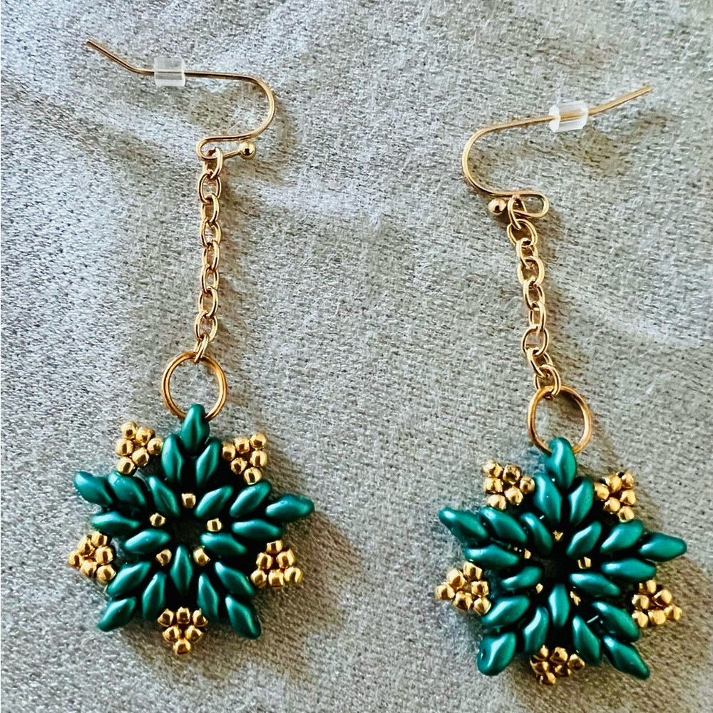 Elegant Gold and Green Star Handmade Beaded Earrings